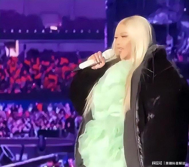 重明显体型变化引人关注开元棋牌李湘回国体重增(图34) 重明显体型变化引人关注开元棋牌李湘回国体重增(图34)